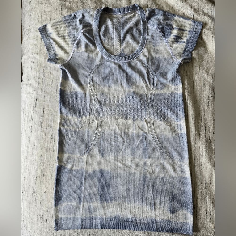 RARE Lululemon Swiftly Short Sleeve Tshirt